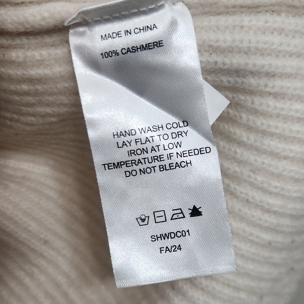 Quince Cream Women's Crew Neck Cashmere  Sweater - Picture 10 of 10